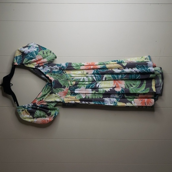 Volcom Excapism Mini Cut Out  Dress Slate Grey - Picture 11 of 16